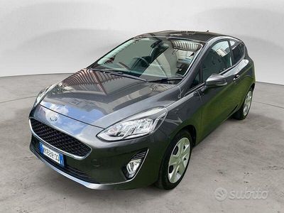 Usata Ford Fiesta Trend 85 CV (62 kW) 2020 Grigio Utilitaria