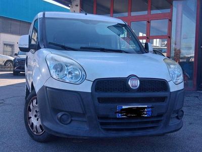 Usata Fiat Doblò 77 CV (56 kW) 2010 Bianco Monovolume
