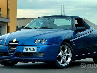 Usata Alfa Romeo GTV 166 CV (122 kW) 2003 Blu Coupé
