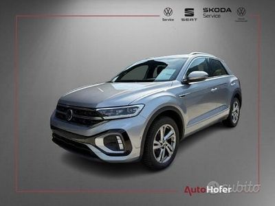 Grigio Usata 2024 VW T-Roc R-line SUV | 33.450 € (Buon prezzo)