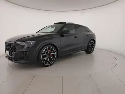 Usata Audi RS Q8 Comfort 600 CV (441 kW) 2025 Nero mito metallizzato SUV