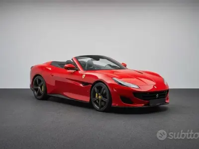 Usata Ferrari Portofino 600 CV (441 kW) 2020 Rosso Cabrio