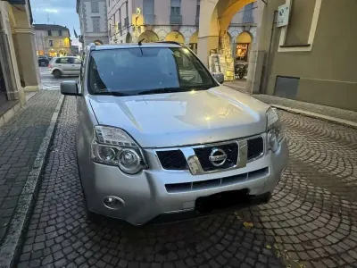 Usata Nissan X-Trail XE 150 CV (110 kW) 2012 Argento SUV
