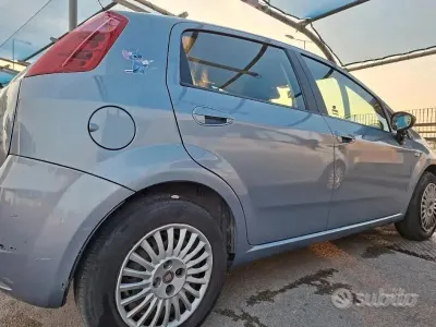 Usata Fiat Grande Punto 75 CV (55 kW) 2009 Utilitaria