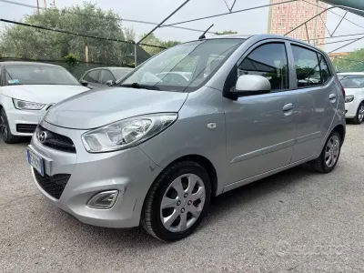 Usata Hyundai i10 69 CV (50 kW) 2013 Grigio Utilitaria