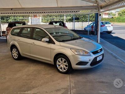 Usata Ford Focus 90 CV (66 kW) 2009 Argento Station wagon