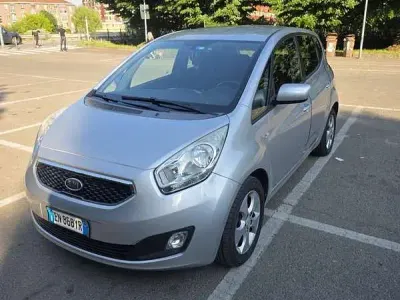 Usata Kia Venga 90 CV (66 kW) 2012 Utilitaria