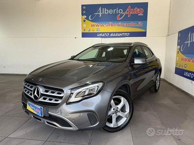 Usata Mercedes GLA200 Executive 136 CV (100 kW) 2018 Grigio SUV