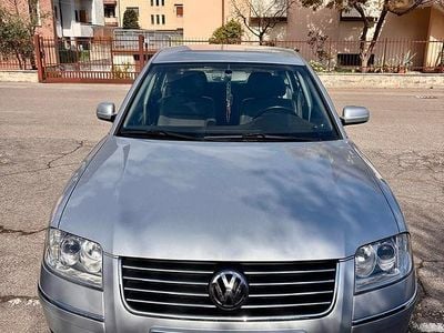Usata VW Passat Highline 2001 Grigio Berlina