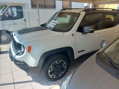 Usata Jeep Renegade Trailhawk 170 CV (125 kW) 2016 SUV
