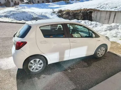 Usata Toyota Yaris Hybrid