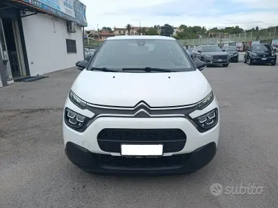Begagnad Citroën C3 Feel 102 HK (75 kW) 2021 Vit Halvkombi