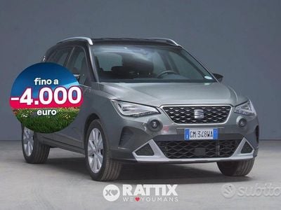 Usata Seat Arona Xperience 95 CV (69 kW) 2023 Grigio cliff tetto nero SUV
