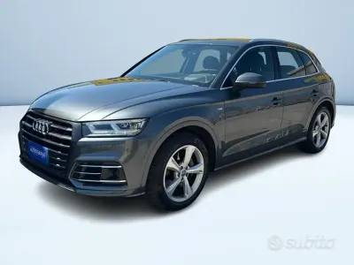 Usata Audi Q5 S-line plus 252 CV (185 kW) 2019 Grigio scuro metallizzato SUV