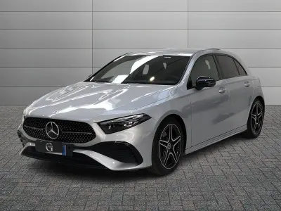 Usata Mercedes A180 AMG Line Premium Plus 116 CV (85 kW) 2024 Argento Berlina