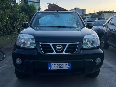 Usata Nissan X-Trail 140 CV (102 kW) 2003 Nero SUV
