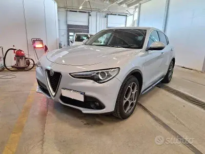 Usata Alfa Romeo Stelvio Ti 209 CV (153 kW) 2022 Grigio SUV