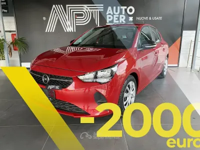 Używany Opel Corsa Edition 101 KM (74 kW) 2023 Czerwony Sedan/Limuzyna