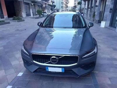 usata Volvo V60 V602.0 b4 Momentum Business Pro auto