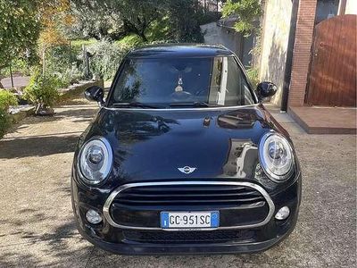 Usata Mini Cooper D Business 116 CV (85 kW) 2016 Nero Utilitaria