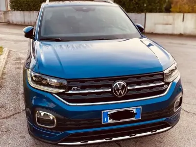 Usata VW T-Cross Advance 110 CV (80 kW) 2021 Blu/azzurro SUV