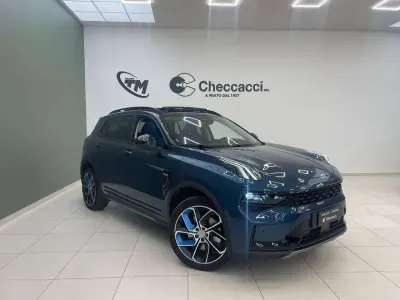 Usata Lynk & Co 01