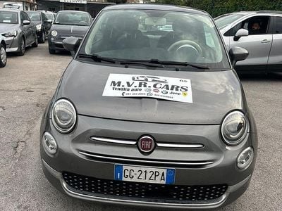 Begagnad Fiat 500 Dolcevita 69 HK (50 kW) 2021 Grå Sedan