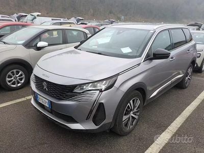 Usata Peugeot 5008 130 CV (95 kW) 2023 Grigio SUV
