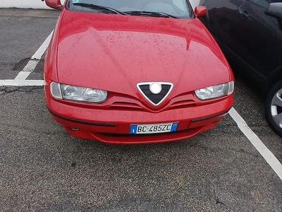 Second-hand Alfa Romeo 146 120 CP (88 kW) 1998 Hatchback