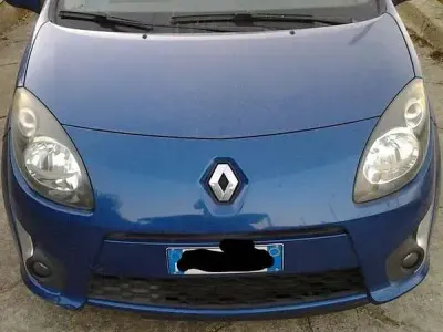 Usado Renault Twingo Dynamique 64 CV (47 kW) 2008 Azul Utilitario