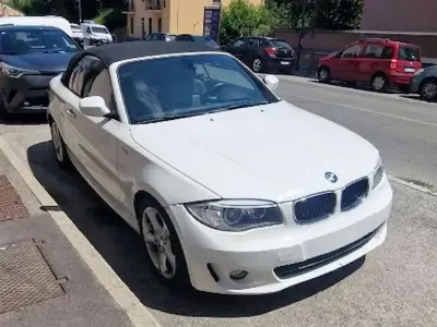 Usata BMW 118 Cabriolet 143 CV (105 kW) 2011 Bianco Cabrio