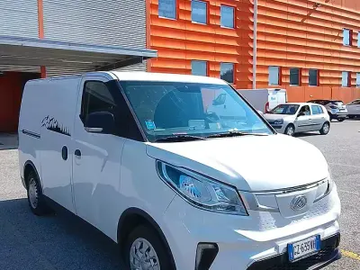 Usata Maxus eDeliver 3 50 kW (68 CV) 2025 Bianco Furgone