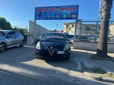 Usata Alfa Romeo Giulietta Exclusive 105 CV (77 kW) 2012 Bluazzurro Utilitaria