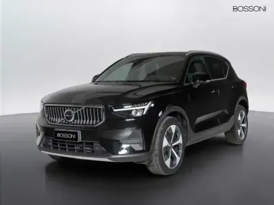 Usata Volvo XC40 120 CV (88 kW) 2023 Nero SUV