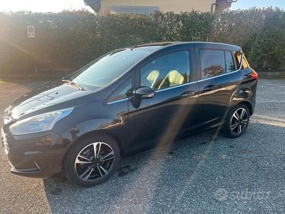 Begagnad Ford B-MAX Titanium 105 HK (77 kW) 2014 Svart Minibuss