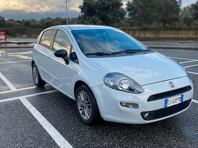 Grigio Usata 2011 Fiat Punto Utilitaria | 3500 €
