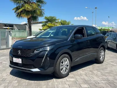 Usata Peugeot 3008 Business-Line 131 CV (96 kW) 2021 Nero SUV