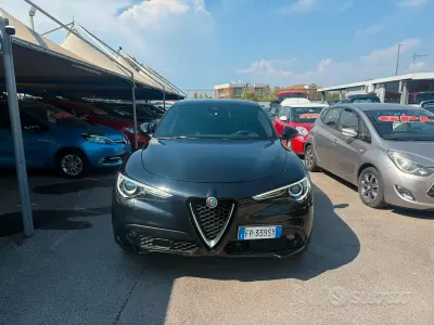 Usata Alfa Romeo Stelvio Super 210 CV (154 kW) 2018 Nero SUV
