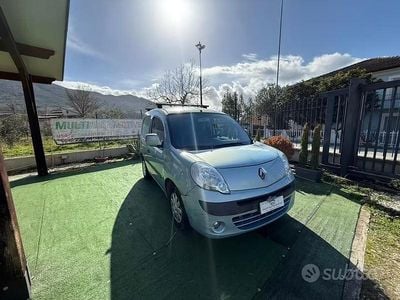 Usata Renault Kangoo 90 CV (66 kW) 2010 Blu