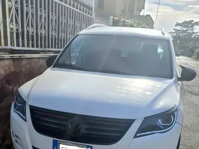 Usata VW Tiguan Sport 140 CV (102 kW) 2008 Bianco SUV