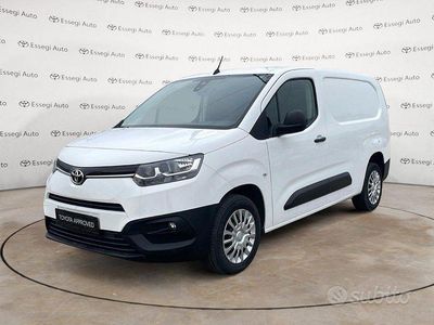 Usata Toyota Proace City City 131 CV (96 kW) 2021 Bianco Monovolume