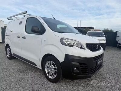 Usata Peugeot Expert 120 CV (88 kW) 2022 Bianco Furgone