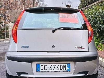 Usata Fiat Punto 80 CV (58 kW) 2002 Utilitaria