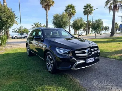 Begagnad Mercedes GLC220 Business 170 HK (125 kW) 2016 Svart SUV