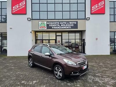 Usata Peugeot 2008 Allure 120 CV (88 kW) 2015 Marrone SUV