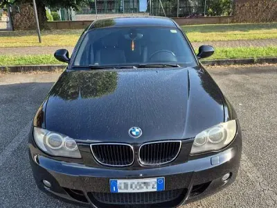 Usata BMW 118 Comfort Edition 143 CV (105 kW) 2010 Nero Utilitaria