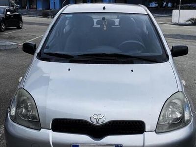 usata Toyota Yaris - 2000