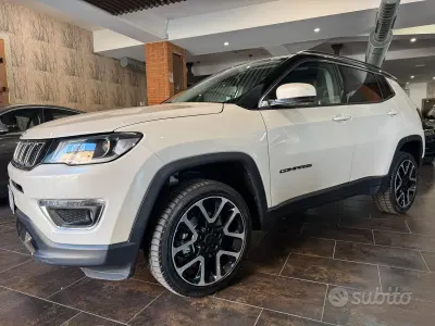 Begagnad Jeep Compass Limited 140 HK (102 kW) 2018 Vit SUV