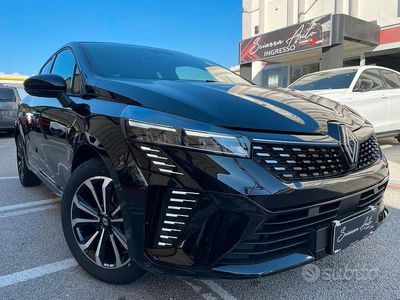 Nuova Renault Clio V Techno 101 CV (74 kW) 2025 Nero Berlina