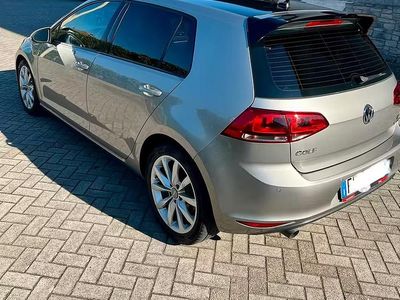 Usata VW Golf VII Highline 110 CV (80 kW) 2016 Berlina